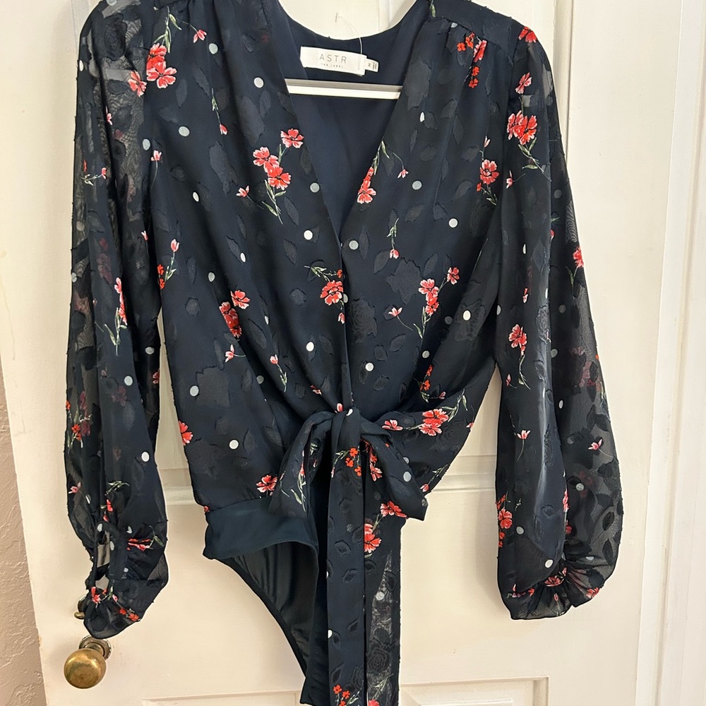 ASTR floral print body suit with balloon sleeves